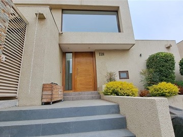Venta / Casa / Colina