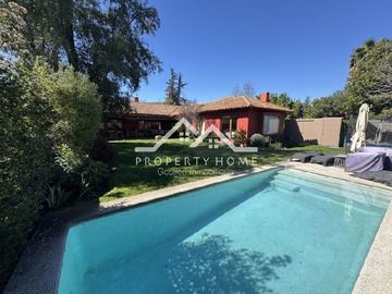 Venta / Casa / Colina