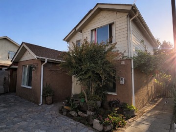 Venta / Casa / Colina