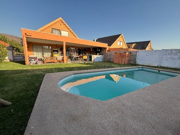 Venta / Casa / Colina