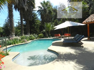 Venta / Casa / Colina