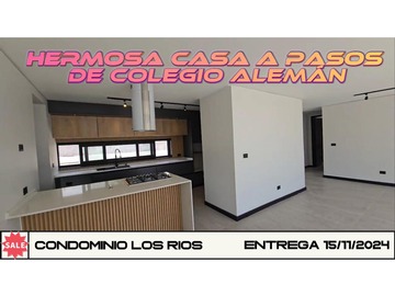 Venta / Casa / Colina