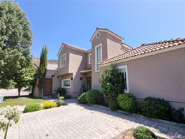 Venta / Casa / Colina