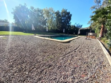 Venta / Casa / Colina