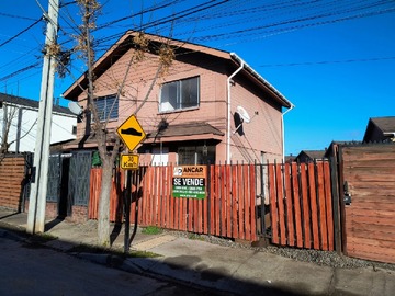 Venta / Casa / Colina