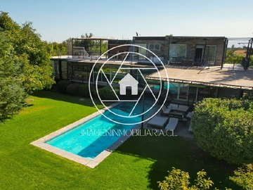 Venta / Casa / Colina