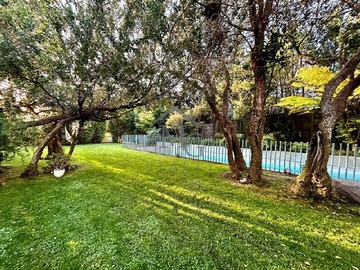 Venta / Casa / Colina