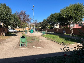 Venta / Casa / Colina