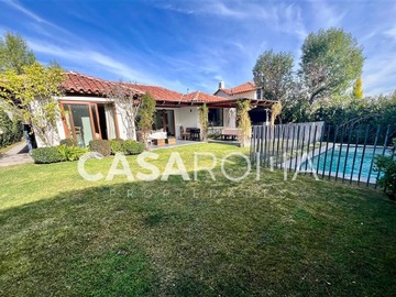 Venta / Casa / Colina