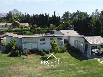 Venta / Casa / Colina