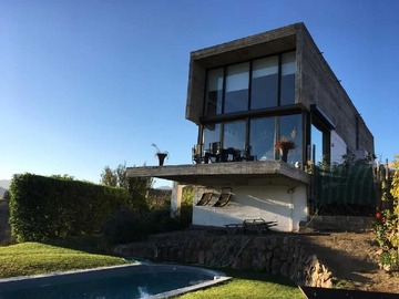 Venta / Casa / Colina
