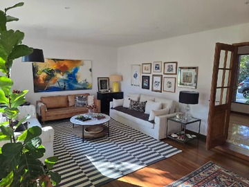 Venta / Casa / Colina