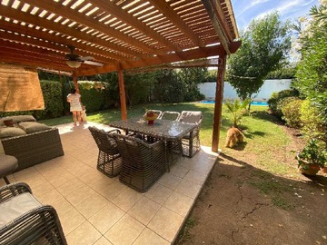 Venta / Casa / Colina