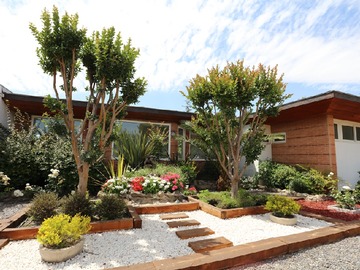 Venta / Casa / Colina