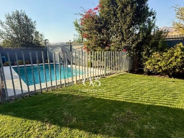 Venta / Casa / Colina