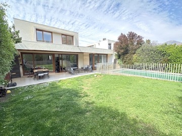 Venta / Casa / Colina