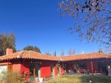 Venta / Casa / Colina
