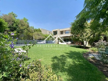 Venta / Casa / Colina