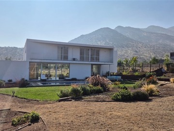Venta / Casa / Colina