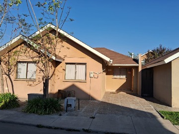 Venta / Casa / Colina
