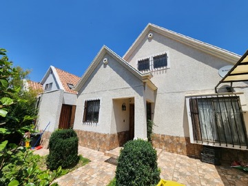Venta / Casa / Colina