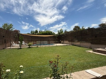 Venta / Casa / Colina