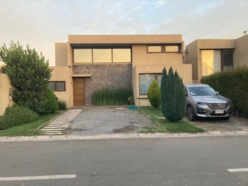 Venta / Casa / Colina