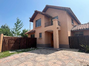 Venta / Casa / Colina