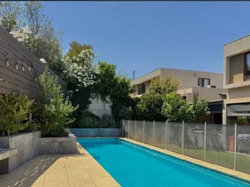 Venta / Casa / Colina