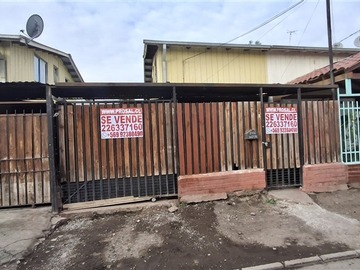 Venta / Casa / Colina