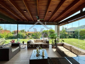 Venta / Casa / Colina