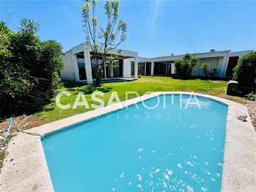 Venta / Casa / Colina