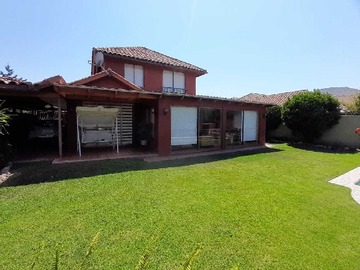 Venta / Casa / Colina
