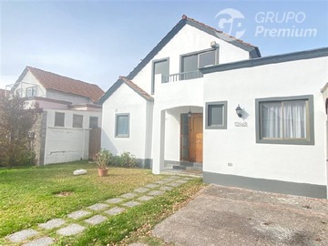 Venta / Casa / Colina