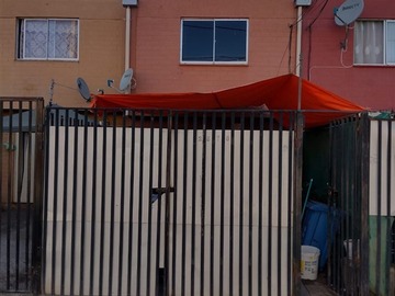 Venta / Casa / Colina