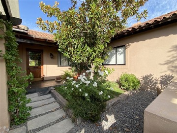 Venta / Casa / Colina