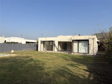 Venta / Casa / Colina