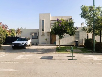 Venta / Casa / Colina
