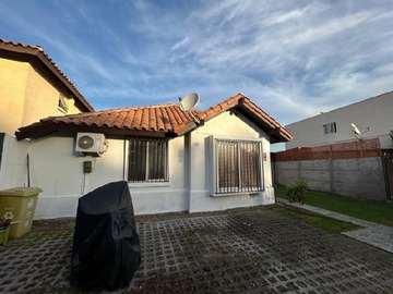 Venta / Casa / Colina