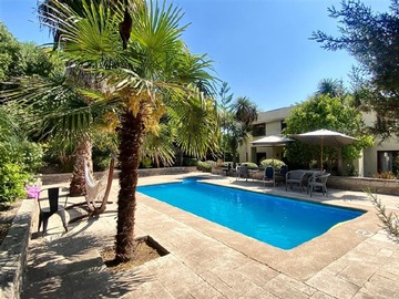 Venta / Casa / Colina