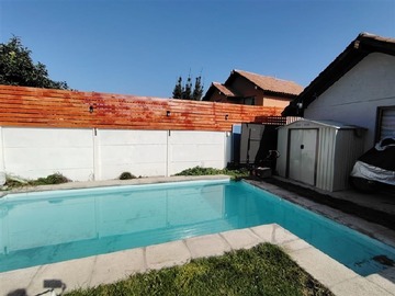 Venta / Casa / Colina