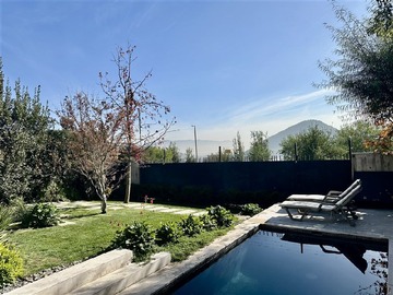 Venta / Casa / Colina