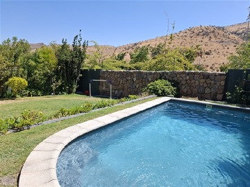 Venta / Casa / Colina