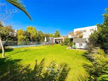 Venta / Casa / Colina
