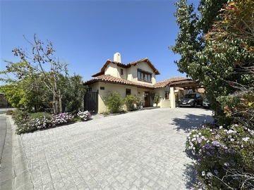 Venta / Casa / Colina