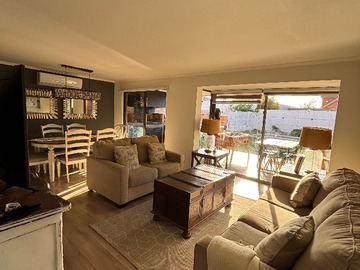 Venta / Casa / Colina