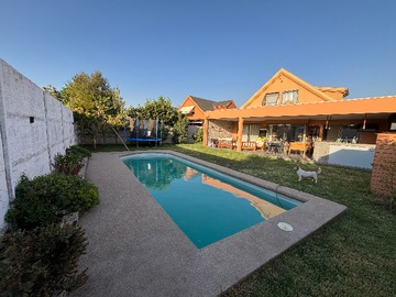 Venta / Casa / Colina