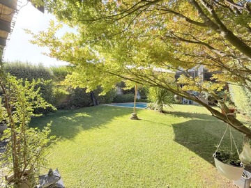 Venta / Casa / Colina