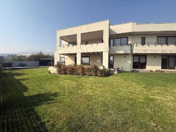 Venta / Casa / Colina