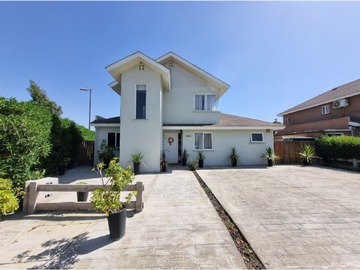 Venta / Casa / Colina